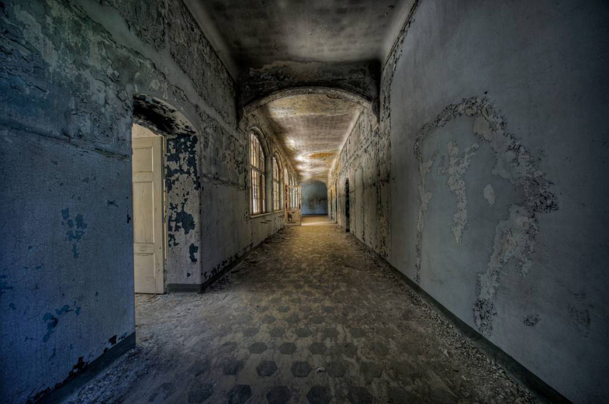 A história de um gigante atormentado: os restos fantasmagóricos do Sanatório Beelitz 14
