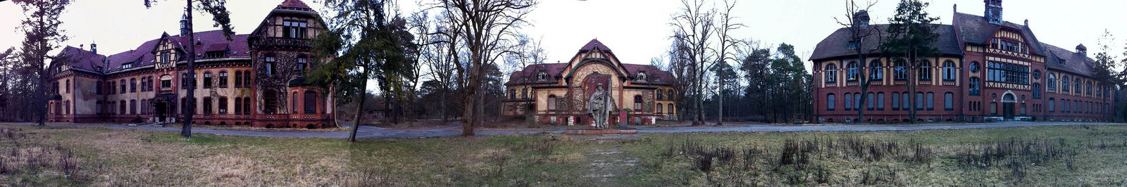A história de um gigante atormentado: os restos fantasmagóricos do Sanatório Beelitz 31
