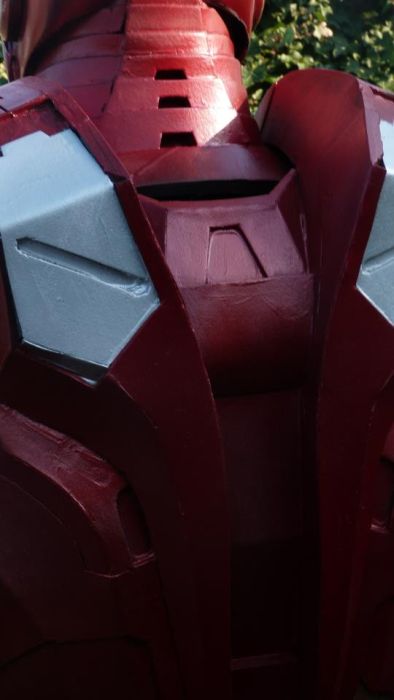 Fã constrói impressionante traje do Iron Man 24