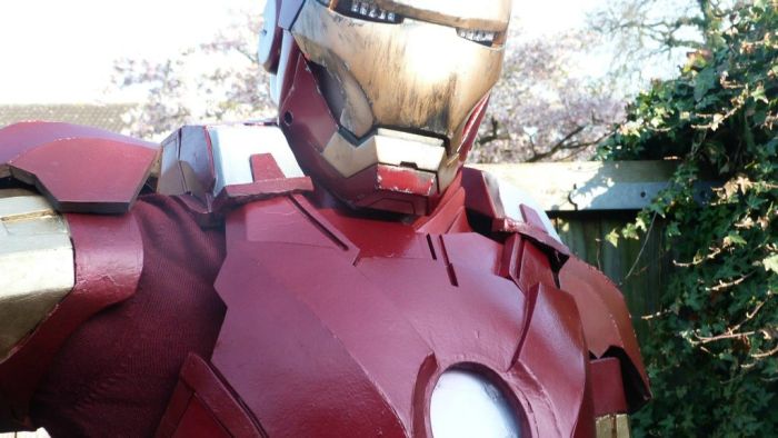 Fã constrói impressionante traje do Iron Man 29