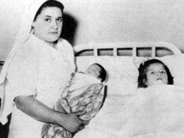 A mãe mais jovem da história