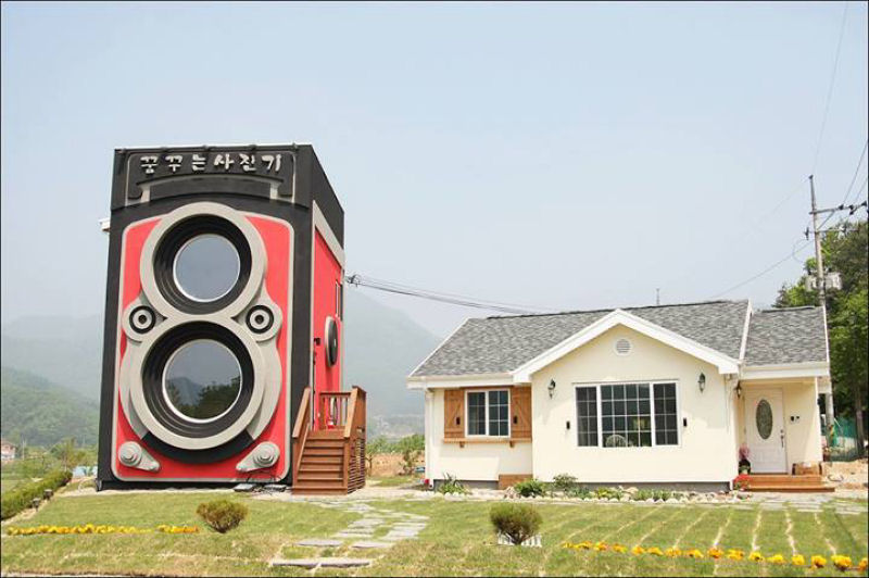Coreano entusiasta da fotografia constrói um café em forma de câmera 02