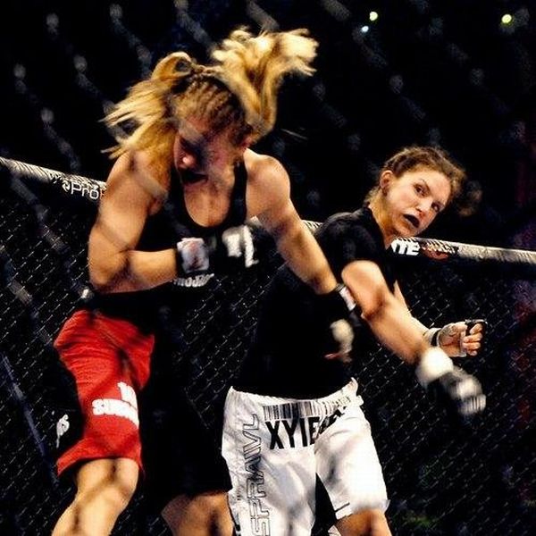 As sexy lutadoras do MMA 43