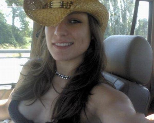 As sexy lutadoras do MMA 47