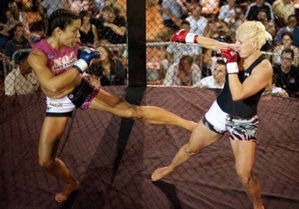 As sexy lutadoras do MMA 68