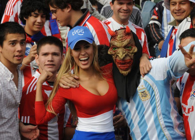 Larissa Riquelme já tem uma substituta 13