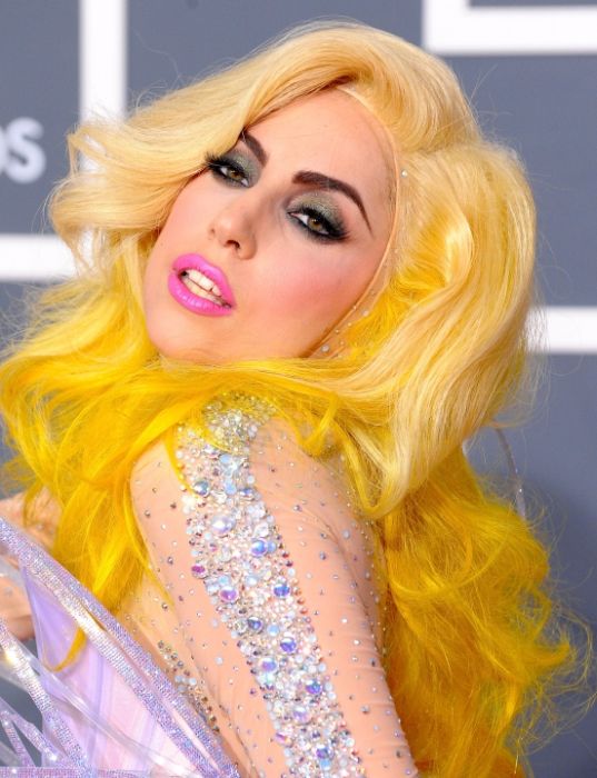 As 25 celebridades mais quentes de 2012