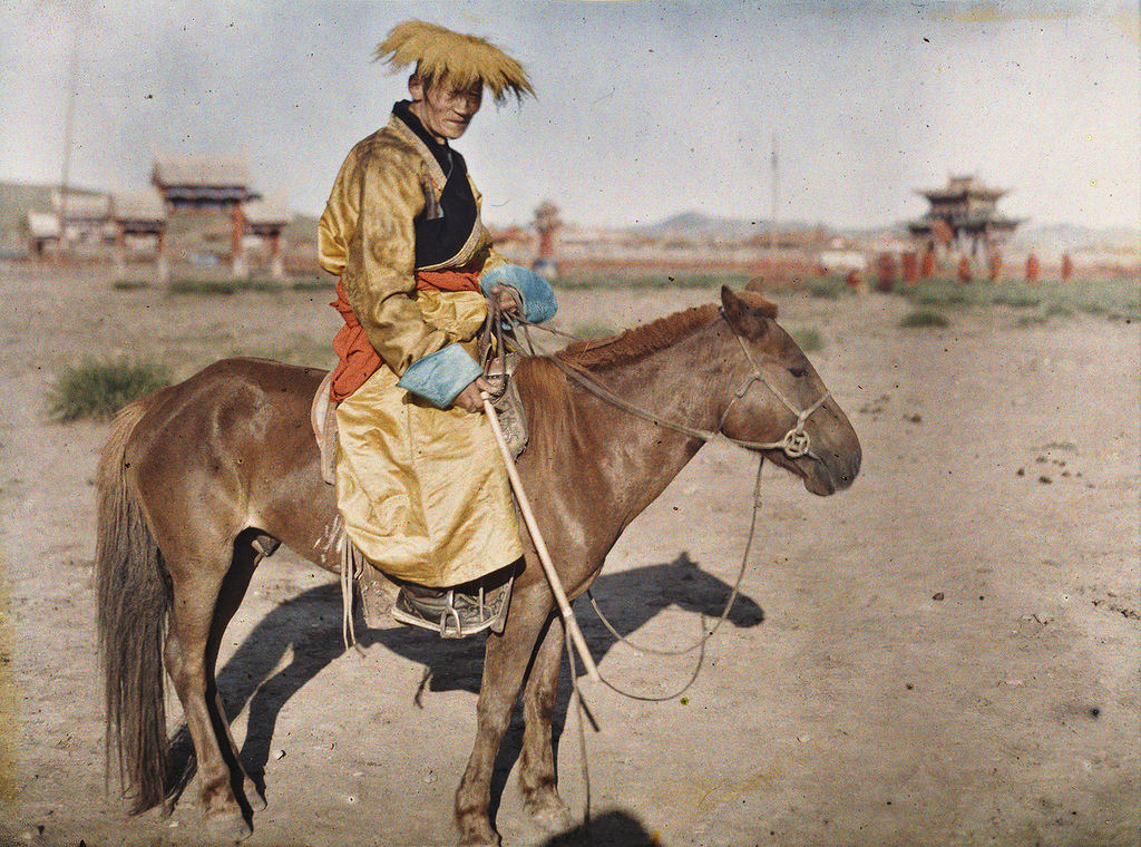 A profunda cor do feudalismo no protetorado russo na Mongólia em 1913 07