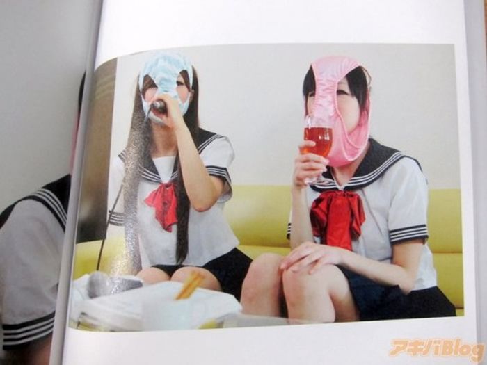 Kaopan, o novo fetiche japonês: jovenzinhas com calcinhas na cara 03