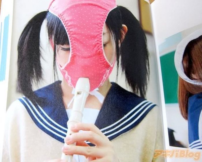 Kaopan, o novo fetiche japonês: jovenzinhas com calcinhas na cara 07
