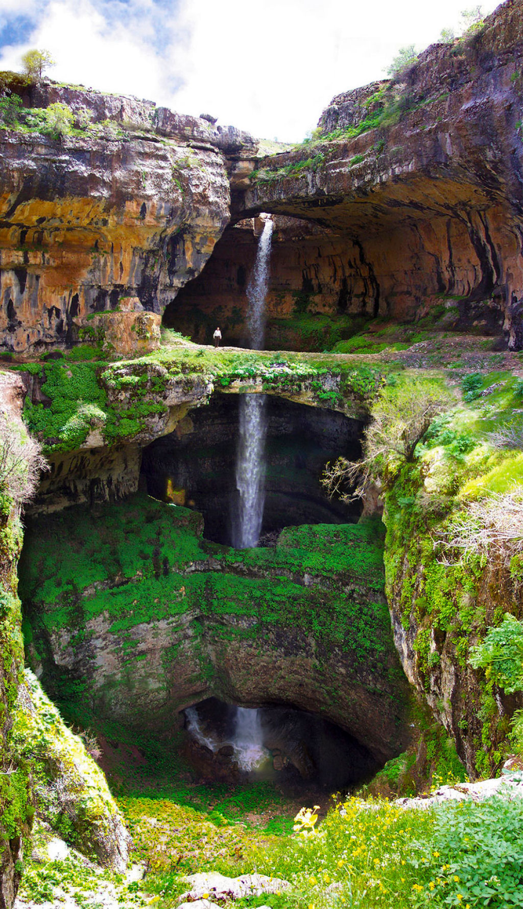 Caverna das 3 pontes, Líbano.