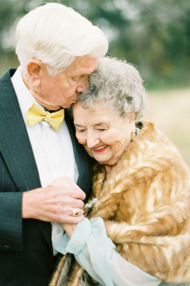 Casal de idosos faz uma adorvel sesso de fotos para celebrar 63 anos de muito amor 02