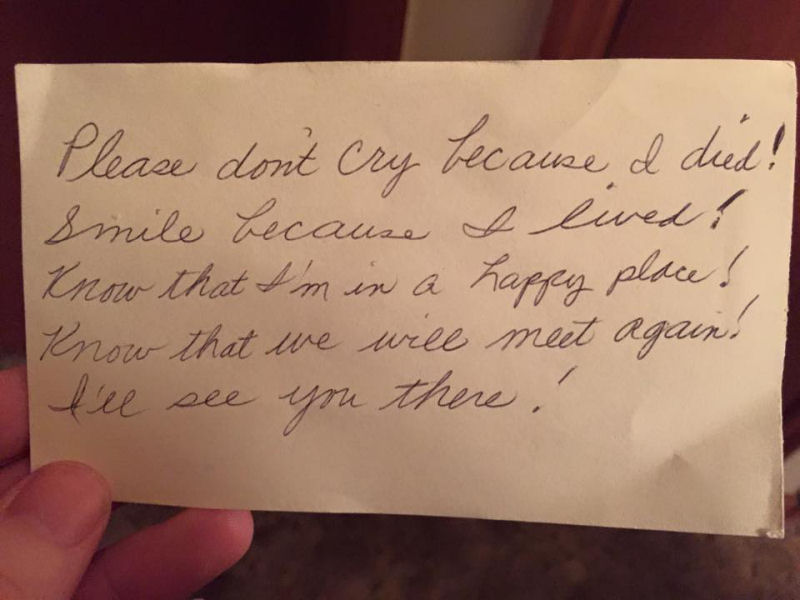 Sua esposa durante 60 anos morreu, mas deixou um bilhete reconfortante para o marido