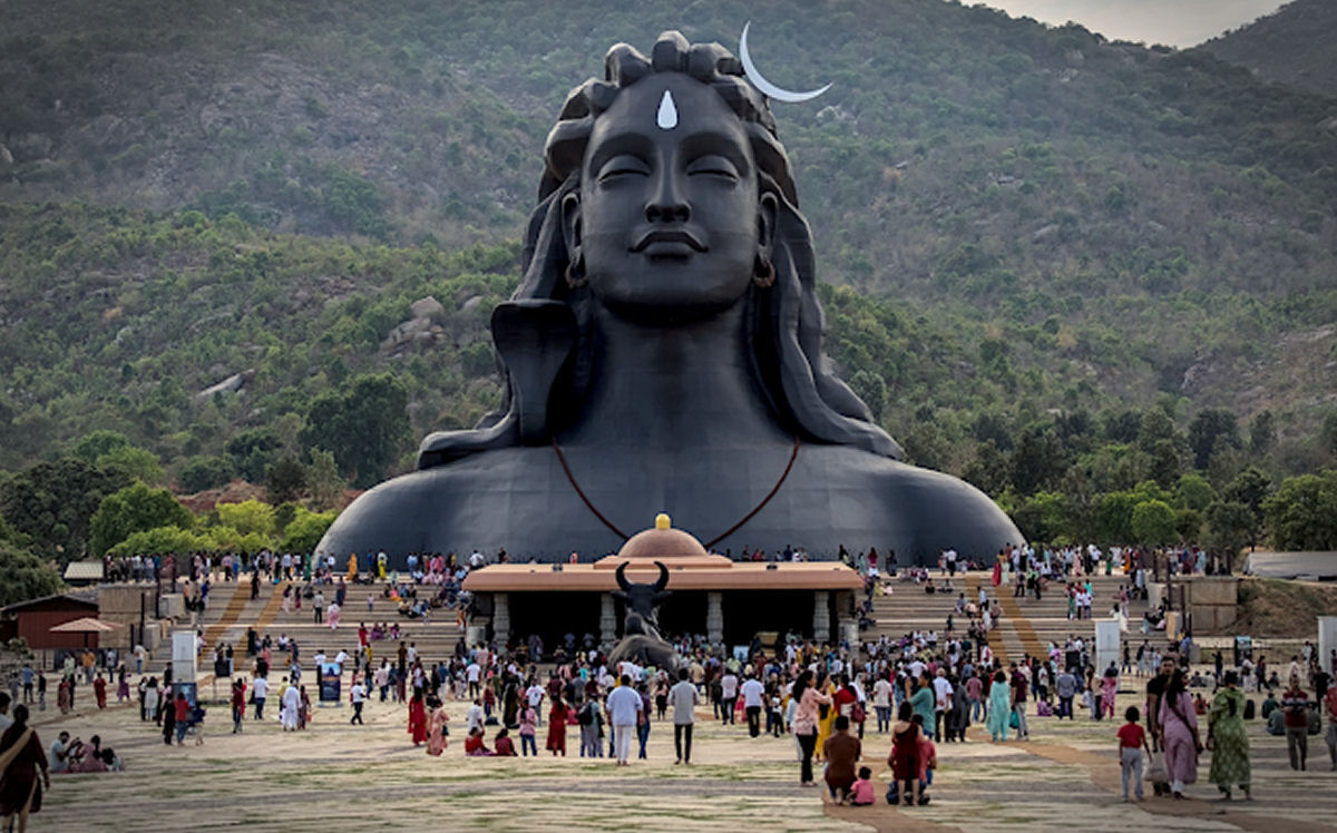 Adiyogi Shiva, a maior escultura de busto do mundo