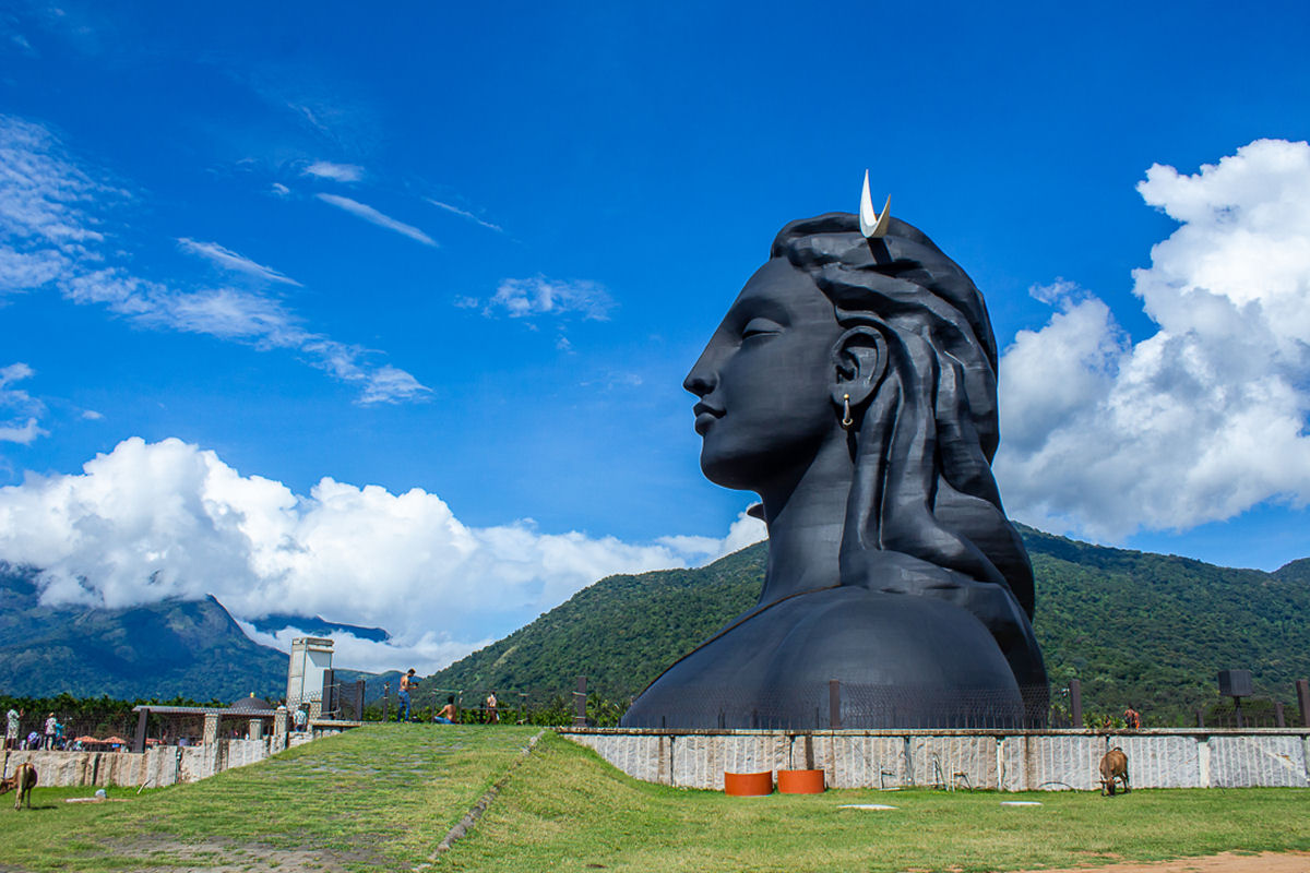 Adiyogi Shiva, a maior escultura de busto do mundo