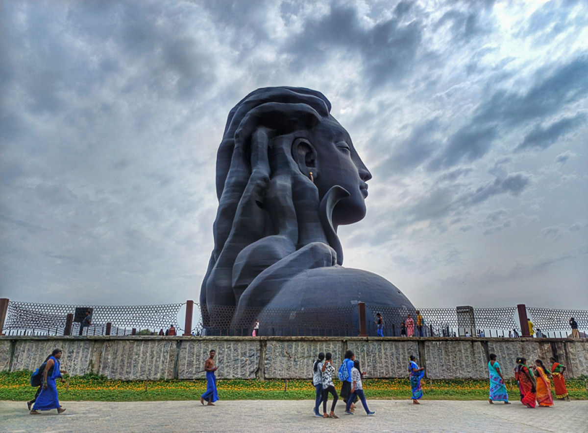 Adiyogi Shiva, a maior escultura de busto do mundo