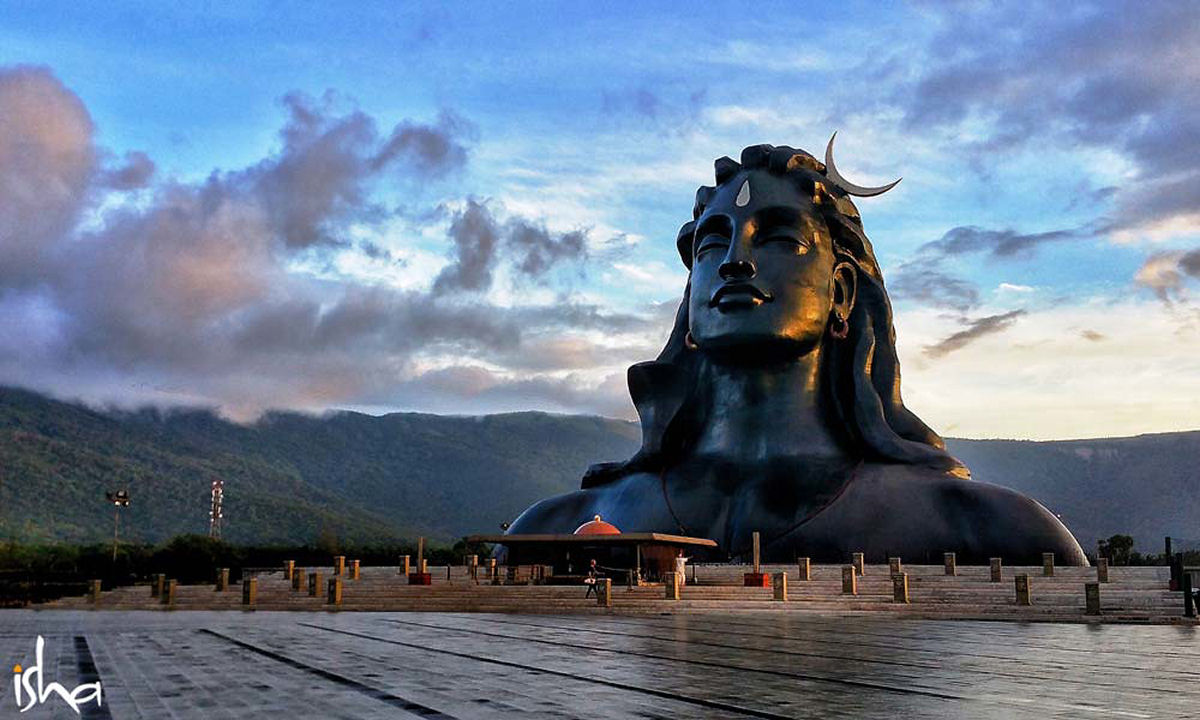 Adiyogi Shiva, a maior escultura de busto do mundo