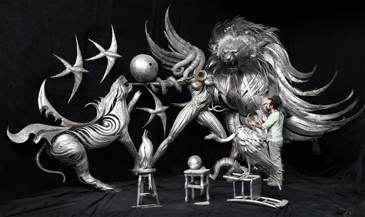 As esculturas enormes de metal deste escultor turco incorporam efeitos caticos das mudanas climticas 01