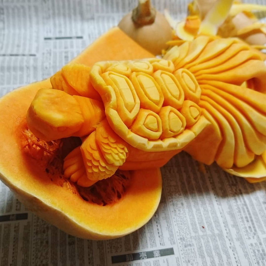 A delicada arte com frutas de um escultor japons 02