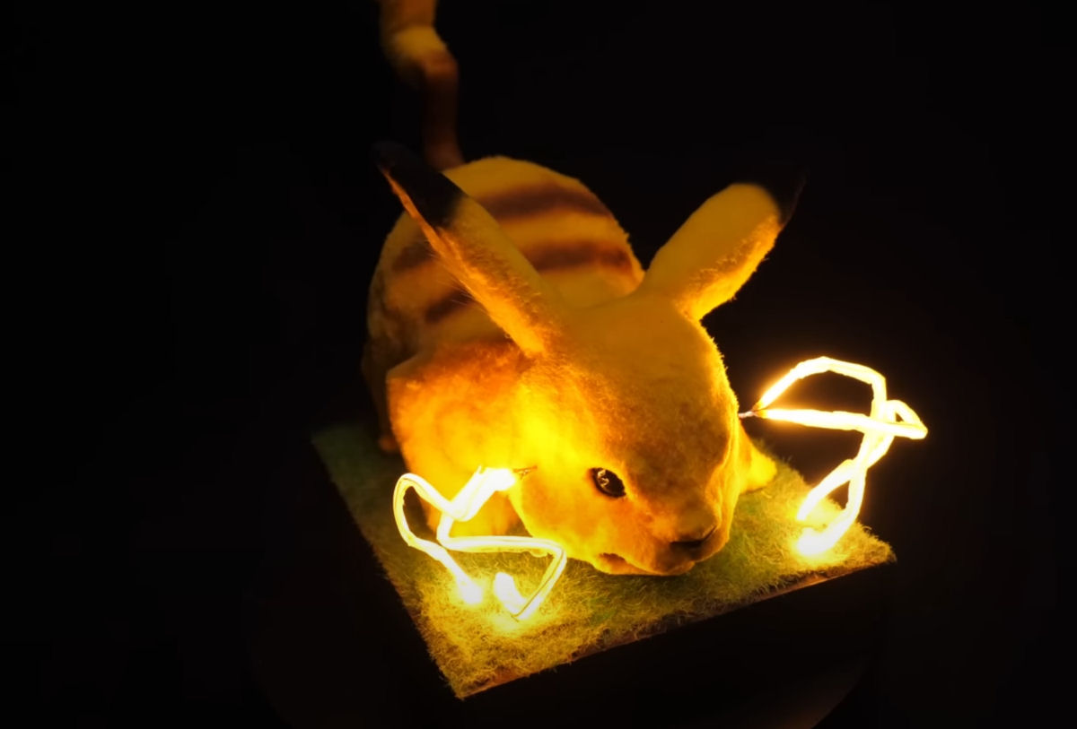 Isto  o que acontece quando um escultor especialista faz uma verso realista do Pikachu