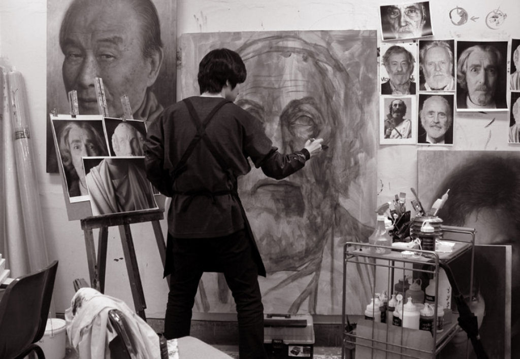 Os retratos hiperrealistas com pintura acrílica de Joongwon Jeong 11