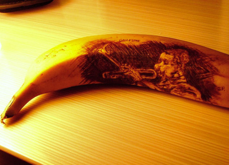 Arte com bananas oxidadas 04