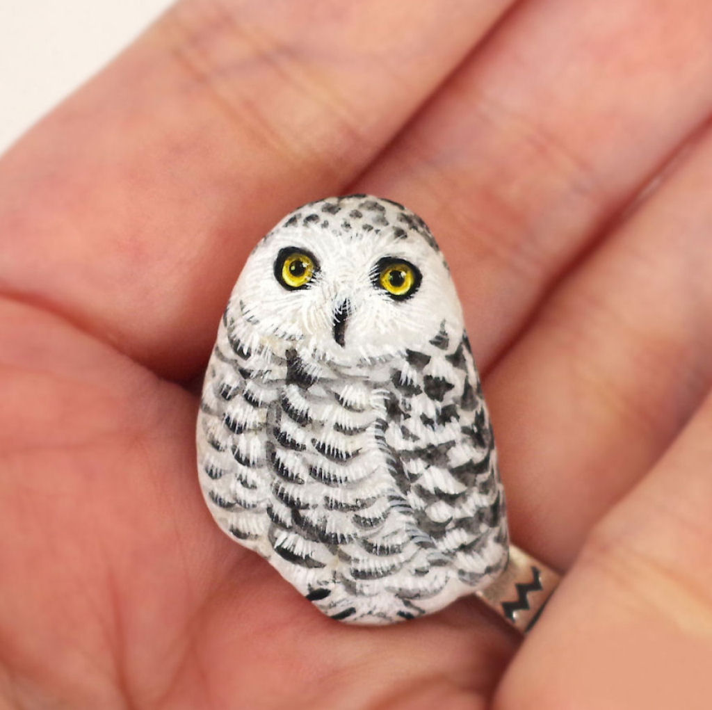 Esta artista japonesa consegue transformar simples rochas em arte animal realista 12