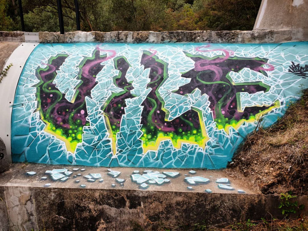 Artista de rua cria ilusões de ótica de grafite arrepiantes 22