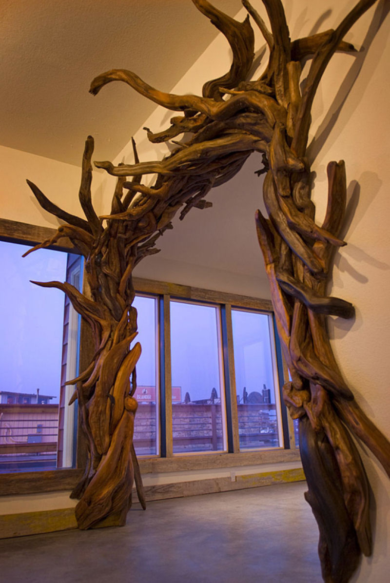 A arte com detritos de troncos de madeira de Jeffro Uitto 09