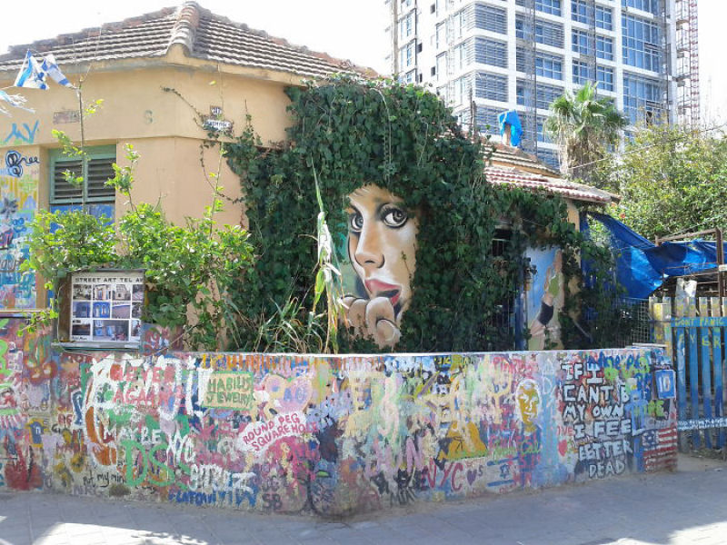 36 peças de arte urbana que habilmente interagem com seu entorno 34