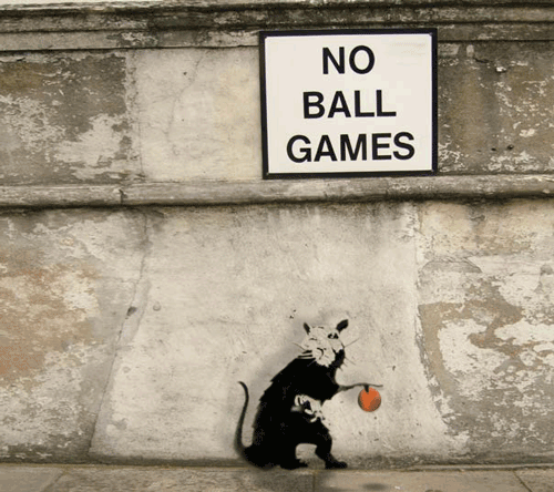 Arte urbana de Banksy cobra a vida em GIFs animados inteligentes 12