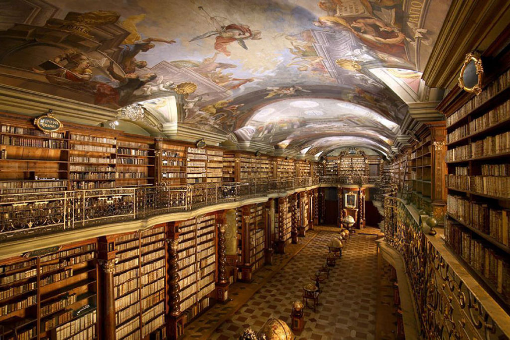 A mais bela biblioteca do mundo fica em Praga 01