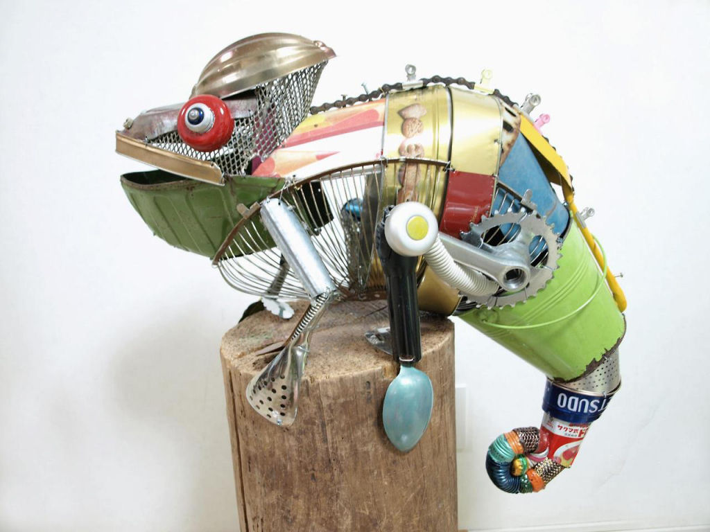 Lúdicas esculturas de animais feitas com material reciclado 01