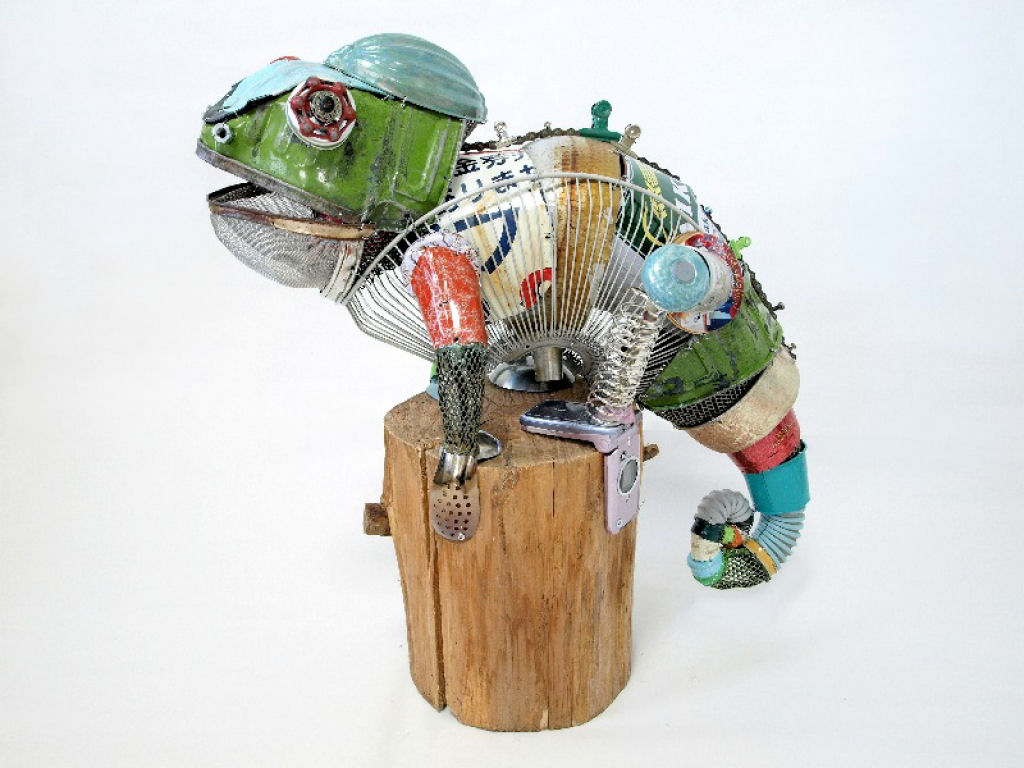 Lúdicas esculturas de animais feitas com material reciclado 10
