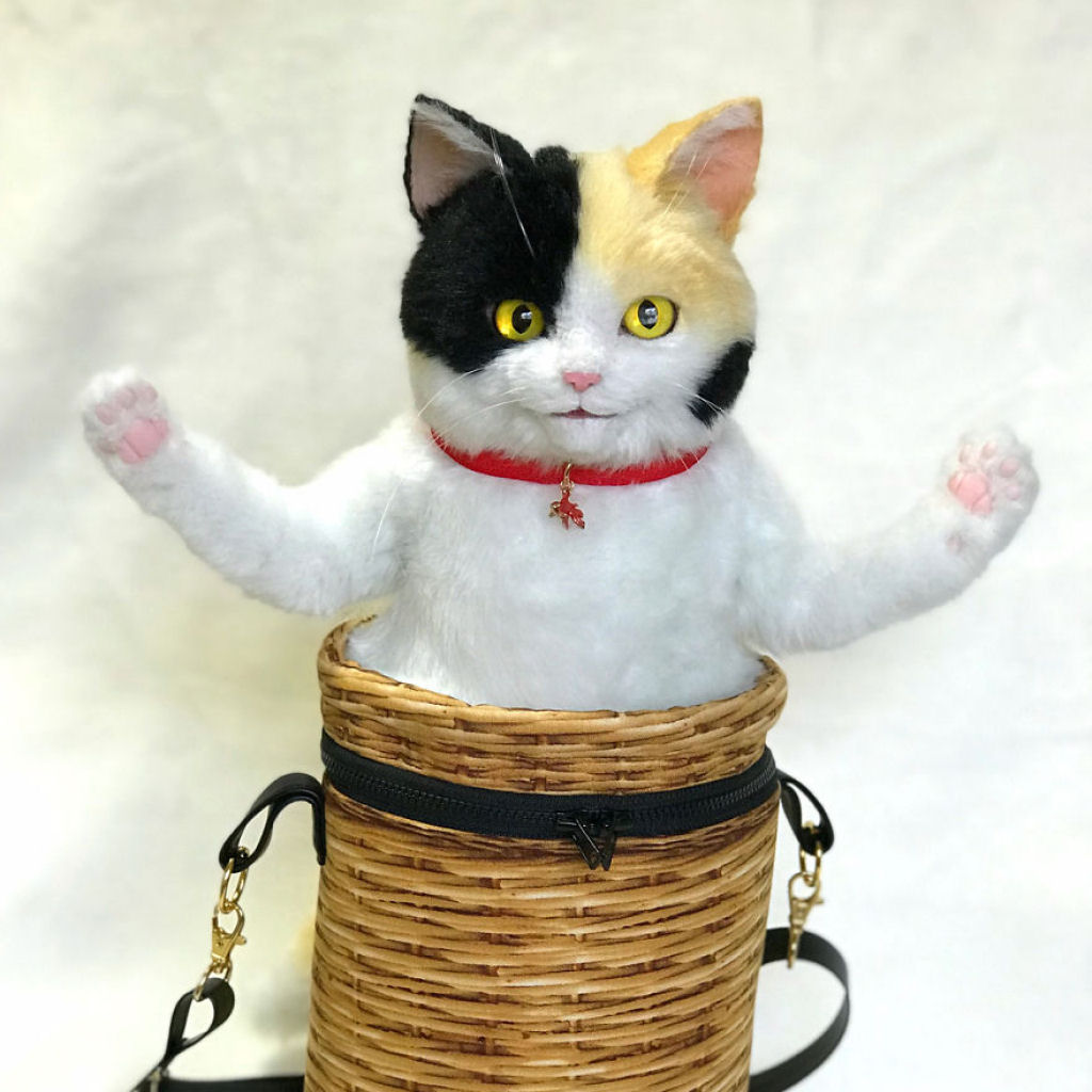 Dona de casa japonesa cria bolsas em forma de gatos incrivelmente realistas 23