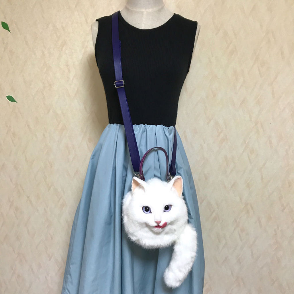 Dona de casa japonesa cria bolsas em forma de gatos incrivelmente realistas 26