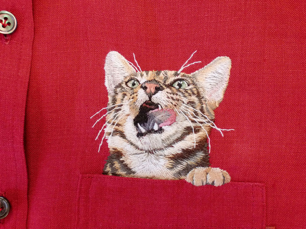 Os graciosos bordados de animais de estimao nos bolsos de camisa desta artista japonesa 10