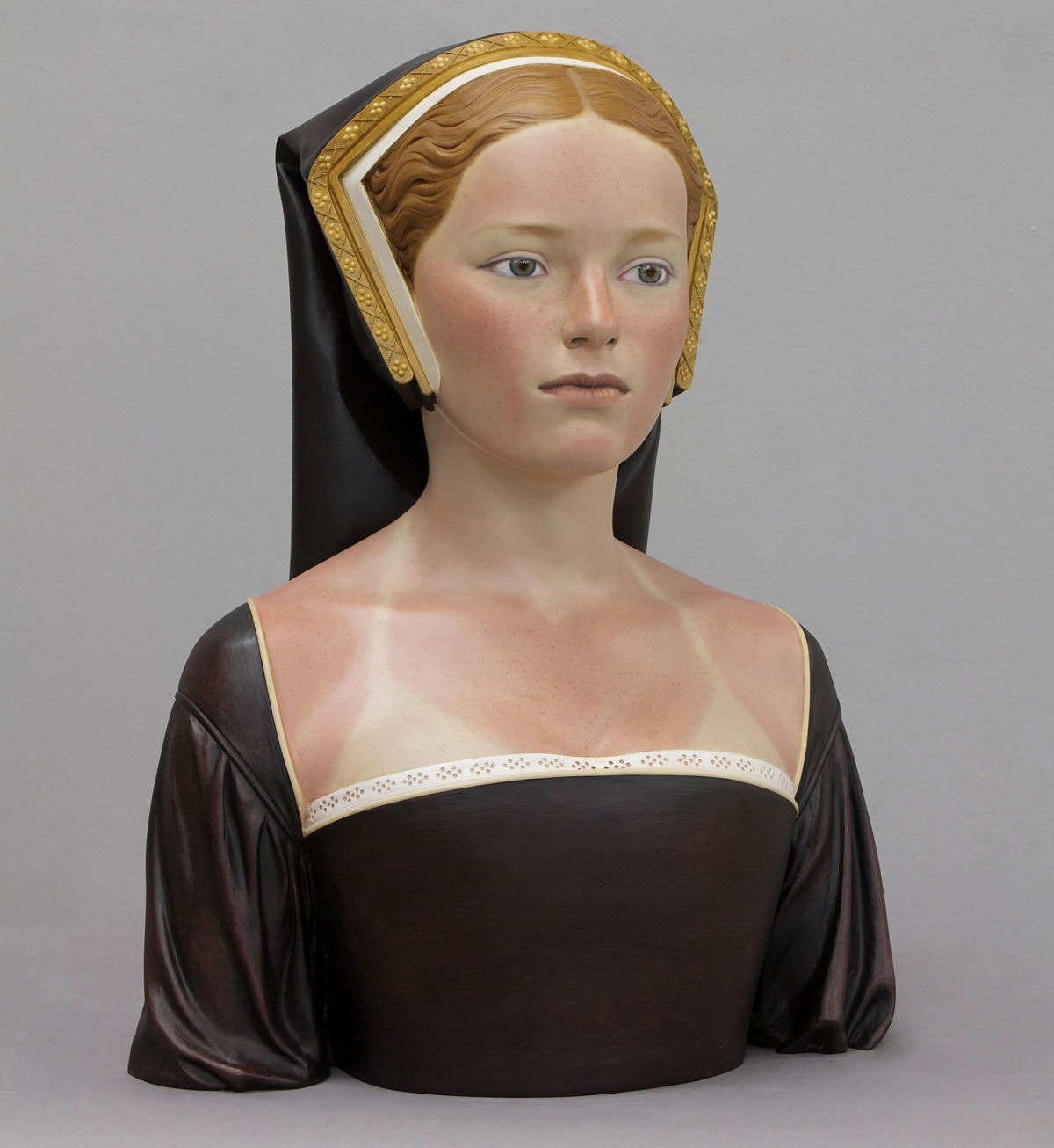 Ousados bustos femininos são esculpidos com um toque contemporâneo e atrevido por um artista espanhol 04