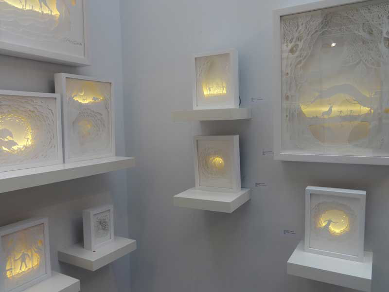 Lindas caixas de luz com papel recortado  por Hari & Deepti 11