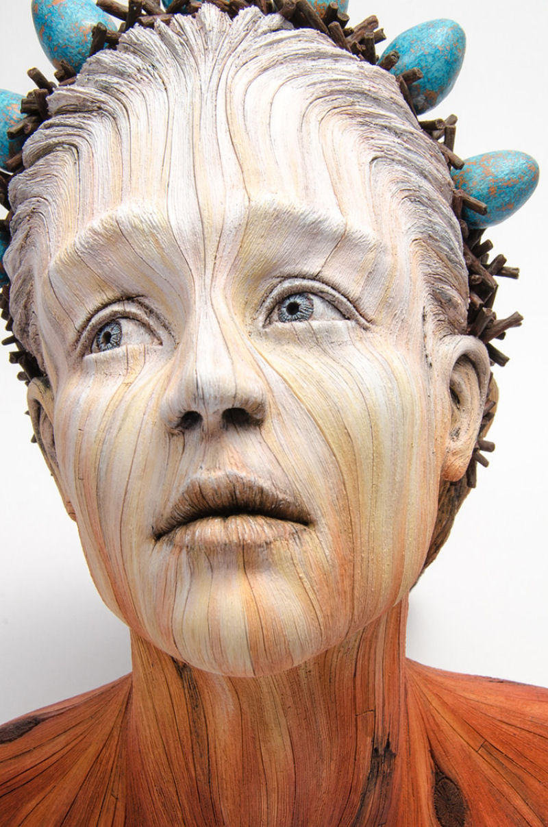 Esculturas de cermica surrealmente elaboradas para parecer madeira esculpida 02