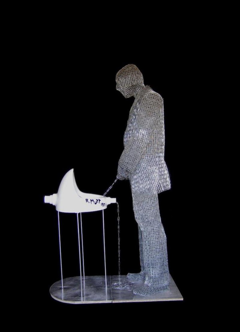 Artista junta milhares de clipes de papel para formar belas esculturas 03