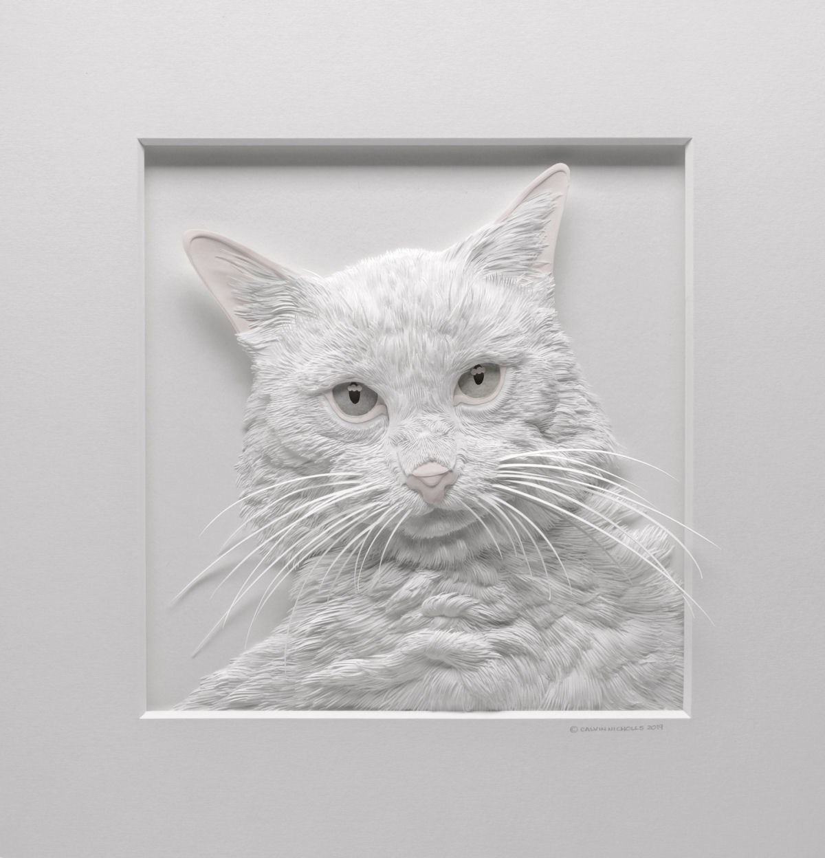 Esculturas texturizadas de animais emergem de cortes intrincados de papel 02