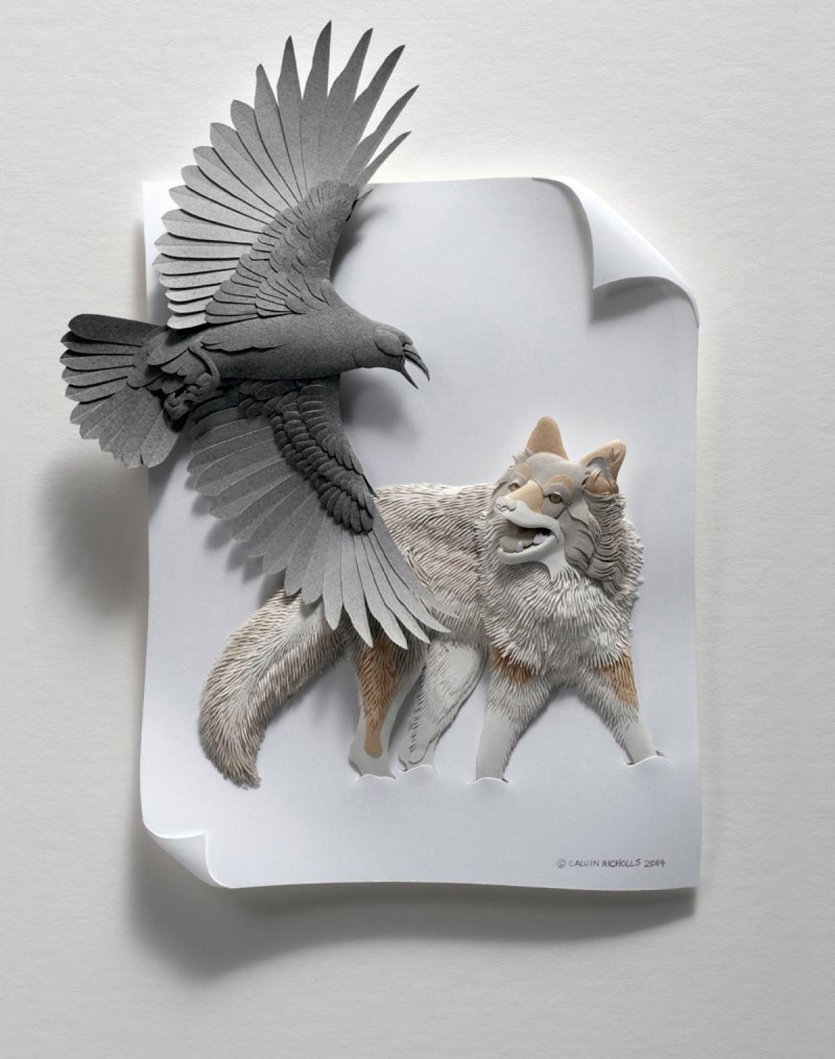 Esculturas animais de papel detalhadas emergem de quadros em alto relevo 10