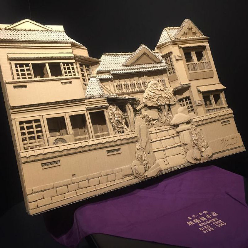 Artista japonesa transforma velhas caixas de papelo em esculturas incrveis 17