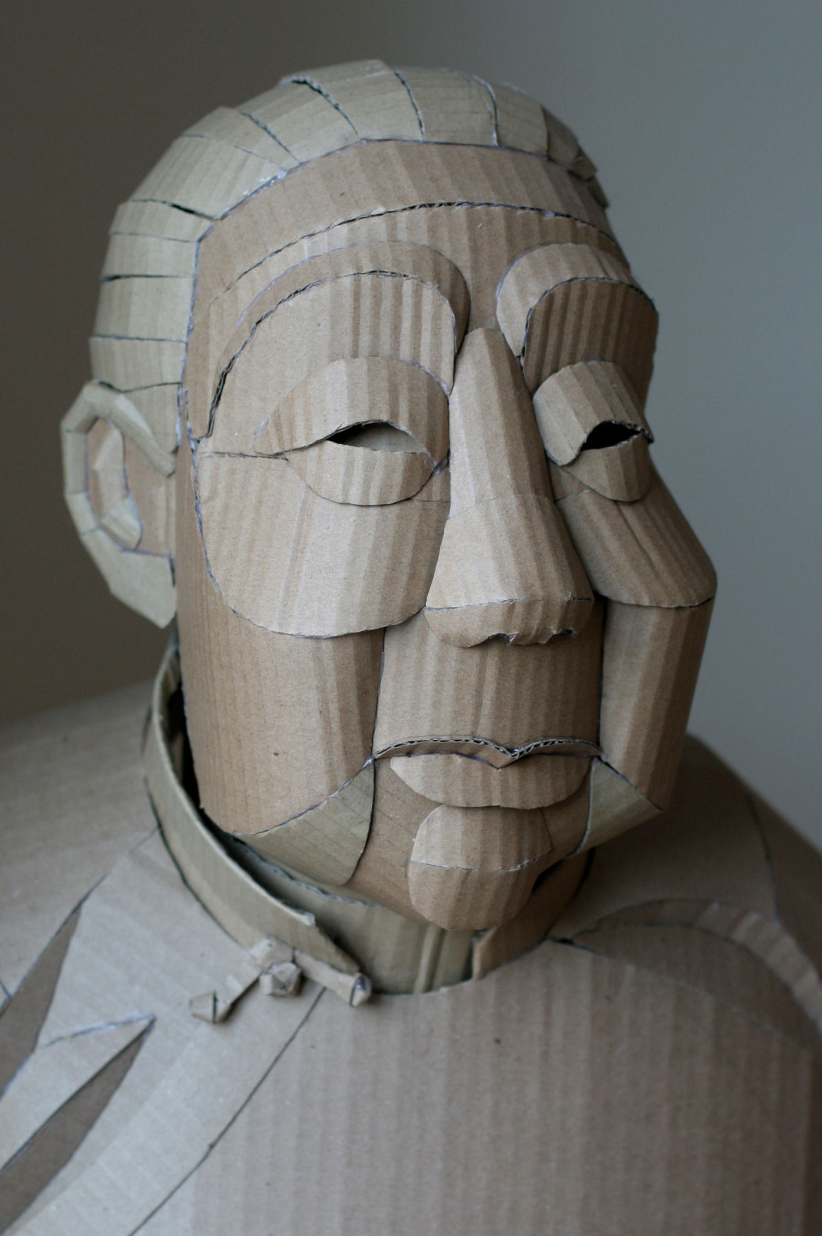 As belas esculturas de papelo de tamanho natural de aldees chineses 09