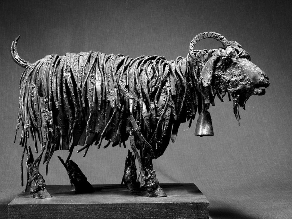 Esculturas steampunk de animais feitas com ferro velho, por Hasan Novrozi 06