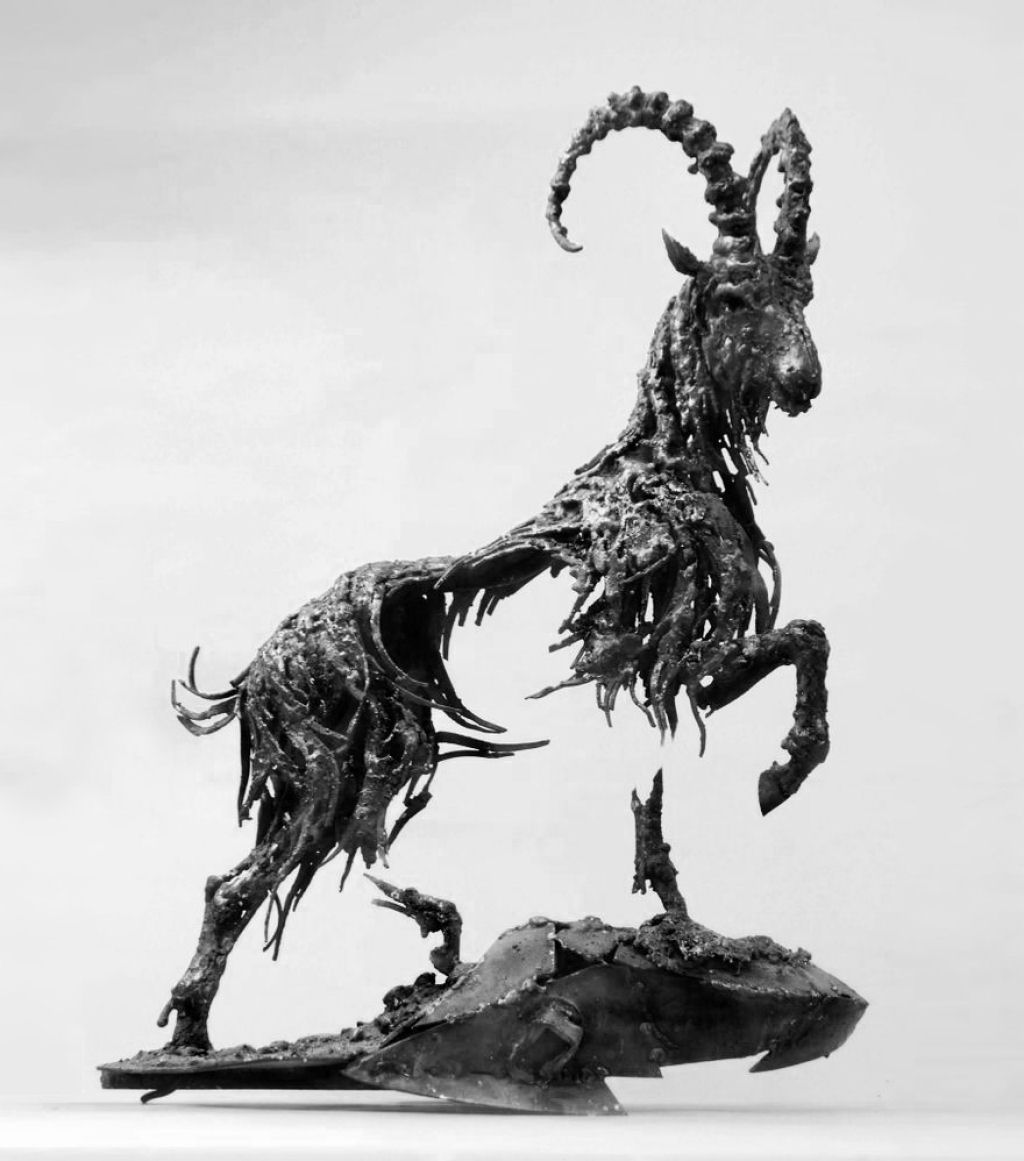 Esculturas steampunk de animais feitas com ferro velho, por Hasan Novrozi 07