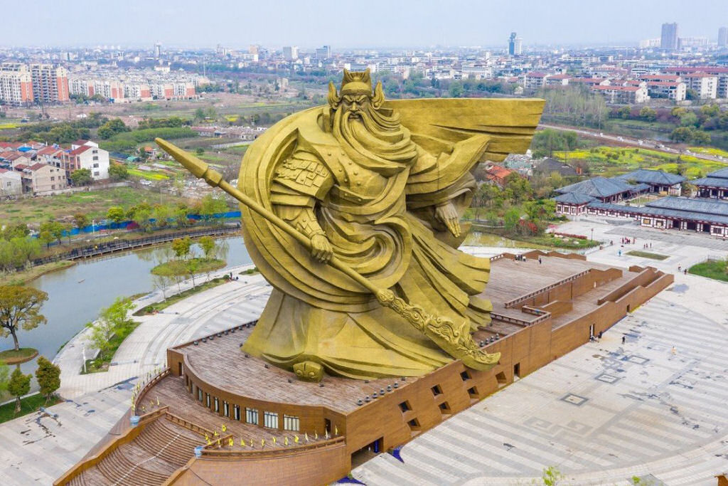 China gastará US$ 24 milhões para deslocar estátua gigantesca pelas críticas