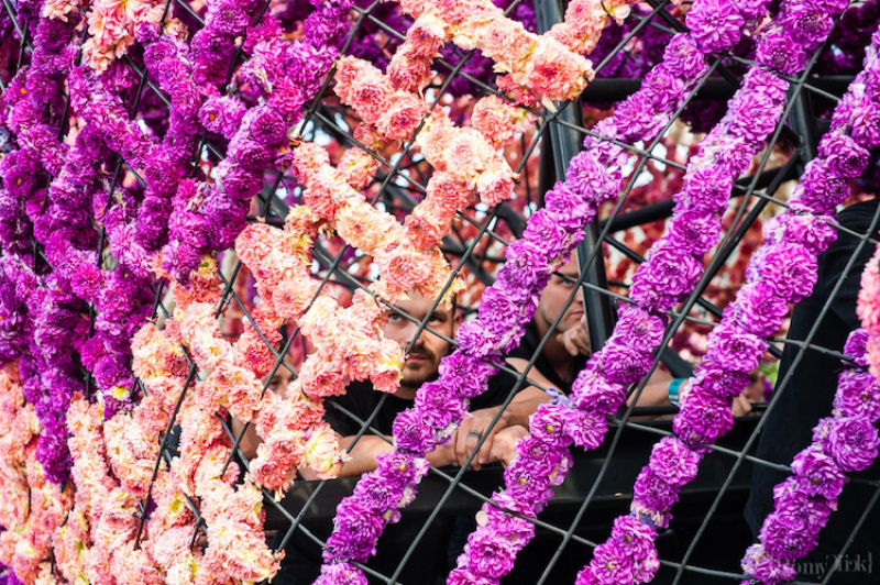 Nós já temos as fotos do espetacular desfile de flores Corso Zundert em edição de 2017 18