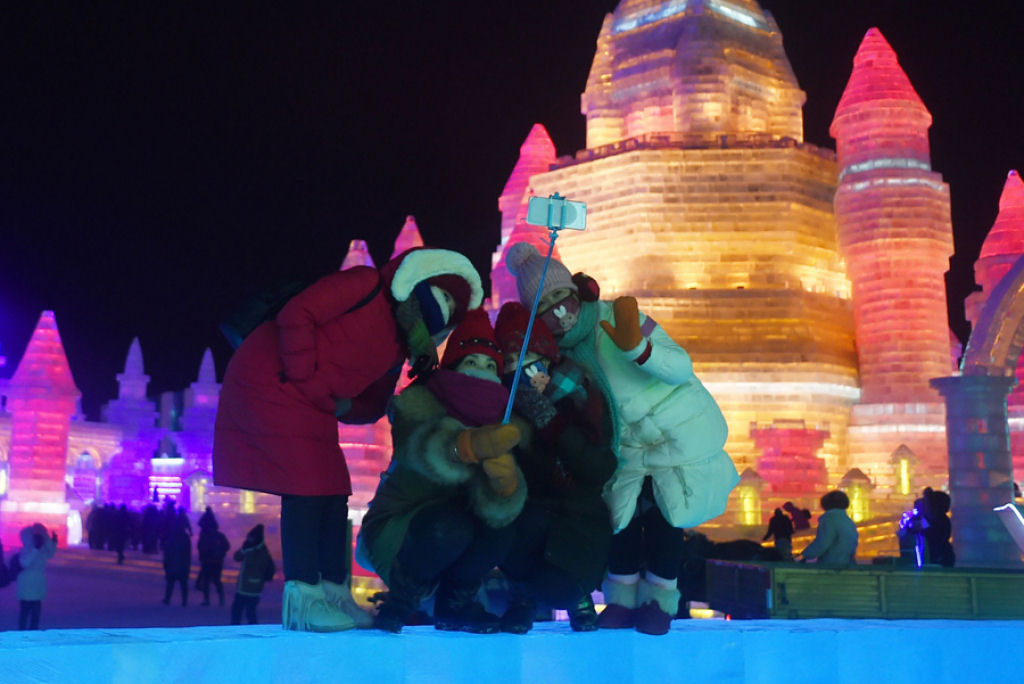 Festival Internacional do Gelo e Neve de Harbin 2016 17